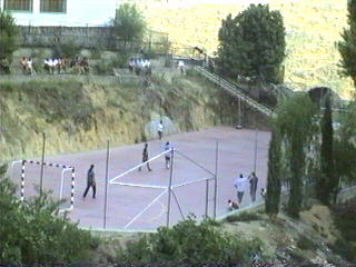 Futbol2b.jpg (19192 bytes)